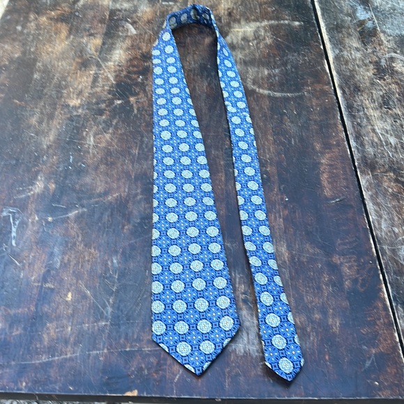 Robert Talbott silk best of class Nordstrom Beautiful textured design and colors - Picture 3 of 6